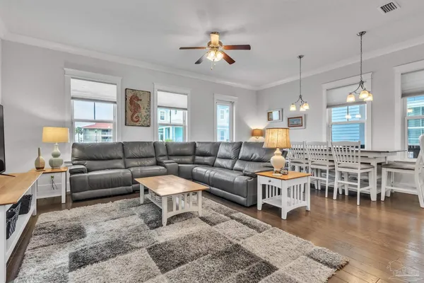 $1,075,000 | 1499 Seaside Circle, Navarre Beach, FL 32566