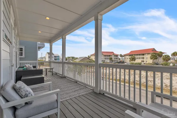 $1,075,000 | 1499 Seaside Circle, Navarre Beach, FL 32566