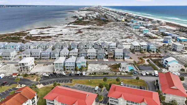 $1,075,000 | 1499 Seaside Circle, Navarre Beach, FL 32566