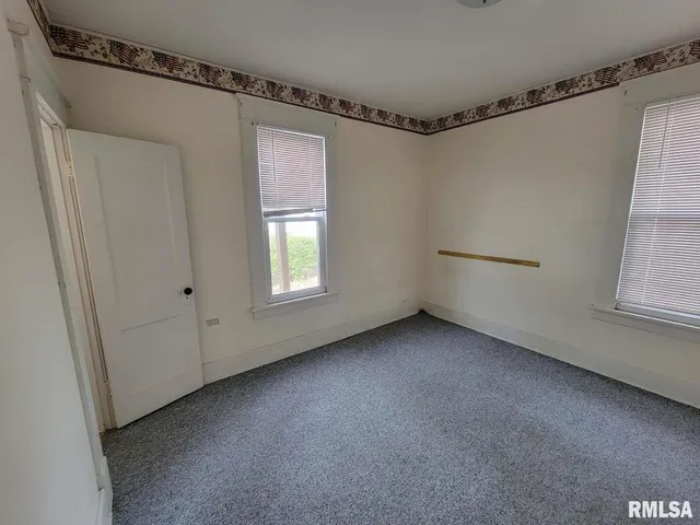 $49,900 | 334 South Lincoln Boulevard, Centralia, IL 62801