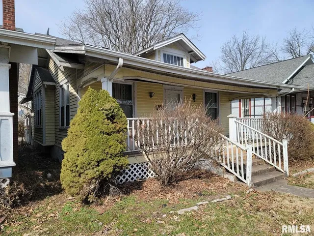 $49,900 | 334 South Lincoln Boulevard, Centralia, IL 62801