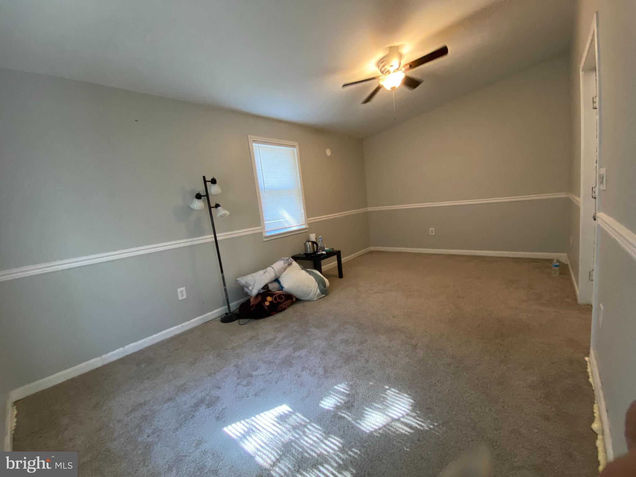 3120 North Rolling Road Baltimore, MD 21228 - Photo 19 of 57 Ceiling fan