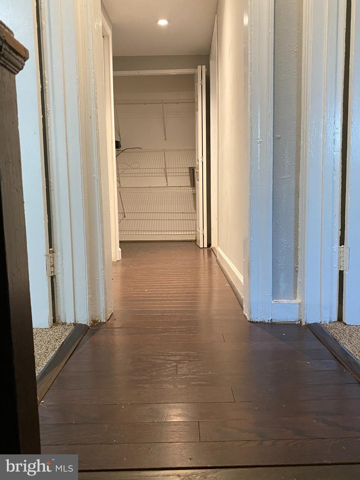 3120 North Rolling Road Baltimore, MD 21228 - Photo 25 of 57 Hallway
