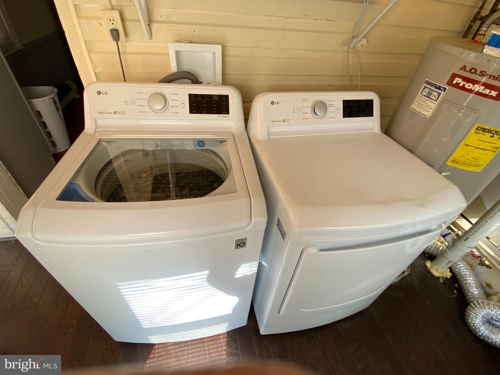 3120 North Rolling Road Baltimore, MD 21228 - Photo 35 of 57 FULL-sized washer & dryer