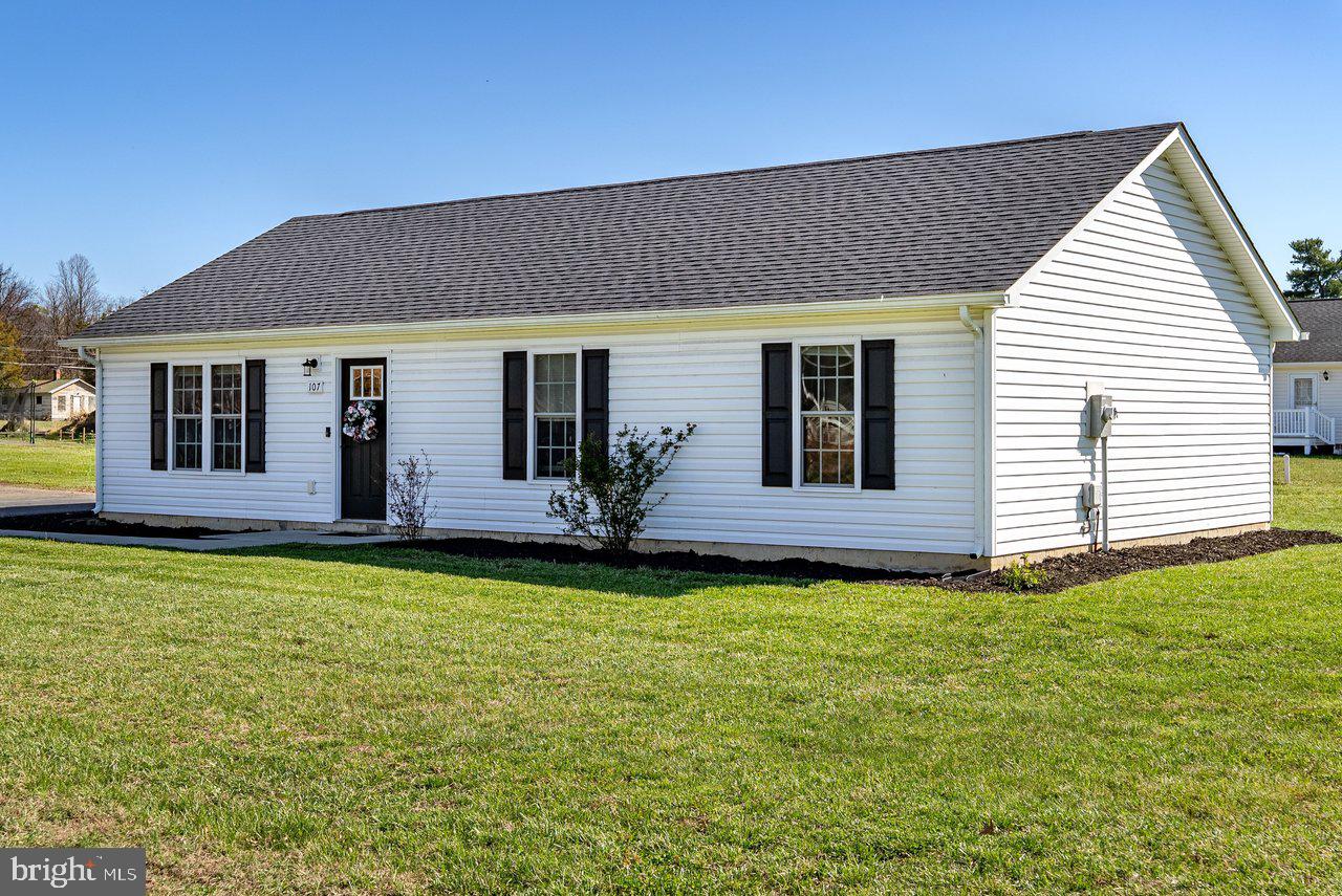107 8th Street Grottoes, VA 24441 - Photo 36 of 45 a view of a house with a yard