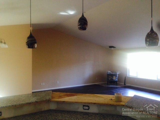 17165 Laguna Road Bend, OR 97707 - Photo 9 of 14 Additional Photo