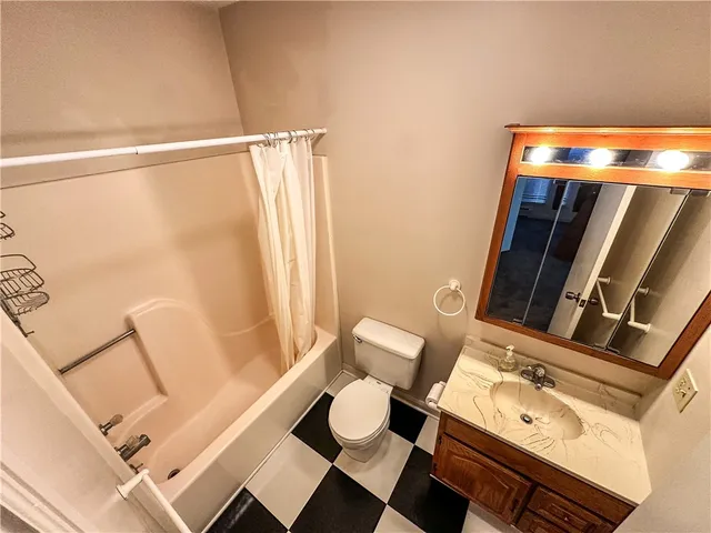 $1,350 | 113 Comfort Street, Unit 4, Rochester, NY 14620