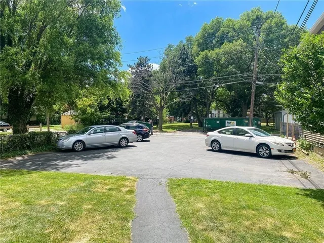 $1,350 | 113 Comfort Street, Unit 4, Rochester, NY 14620