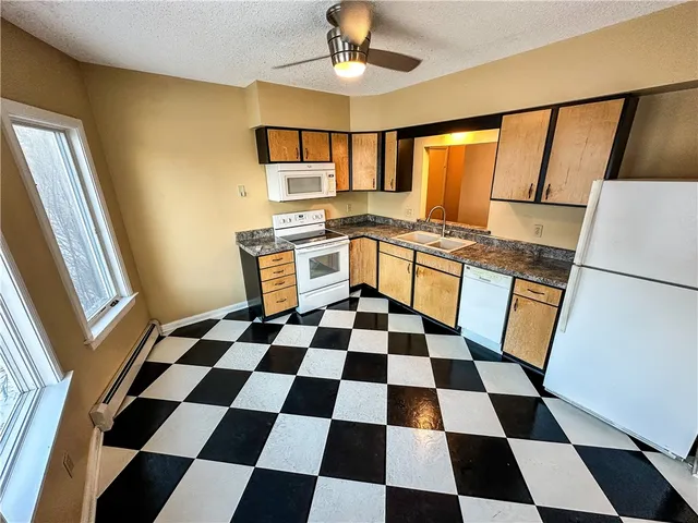 $1,350 | 113 Comfort Street, Unit 4, Rochester, NY 14620