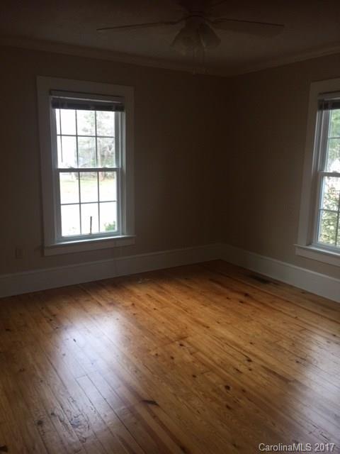 364 Collett Street Rutherfordton, NC 28139 - Photo 8 of 13 Gallery Image 8