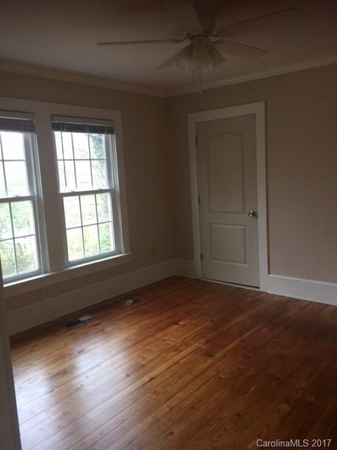 364 Collett Street Rutherfordton, NC 28139 - Photo 9 of 13 Gallery Image 9