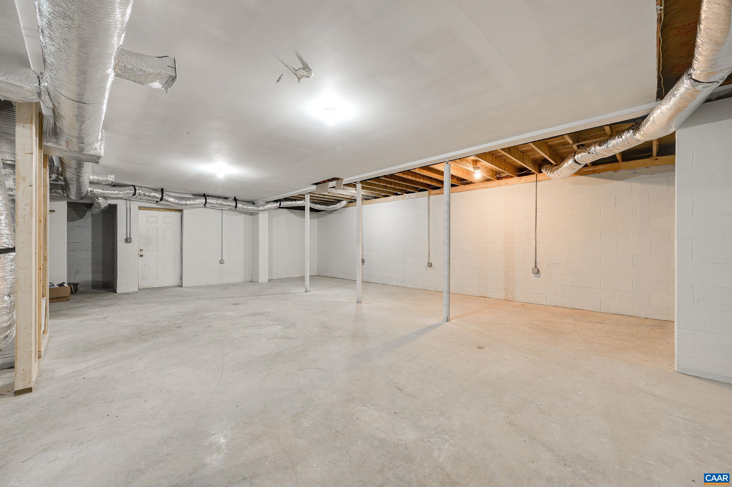 960 Broad Axe Road Charlottesville, VA 22903 - Photo 35 of 39 a view of empty room