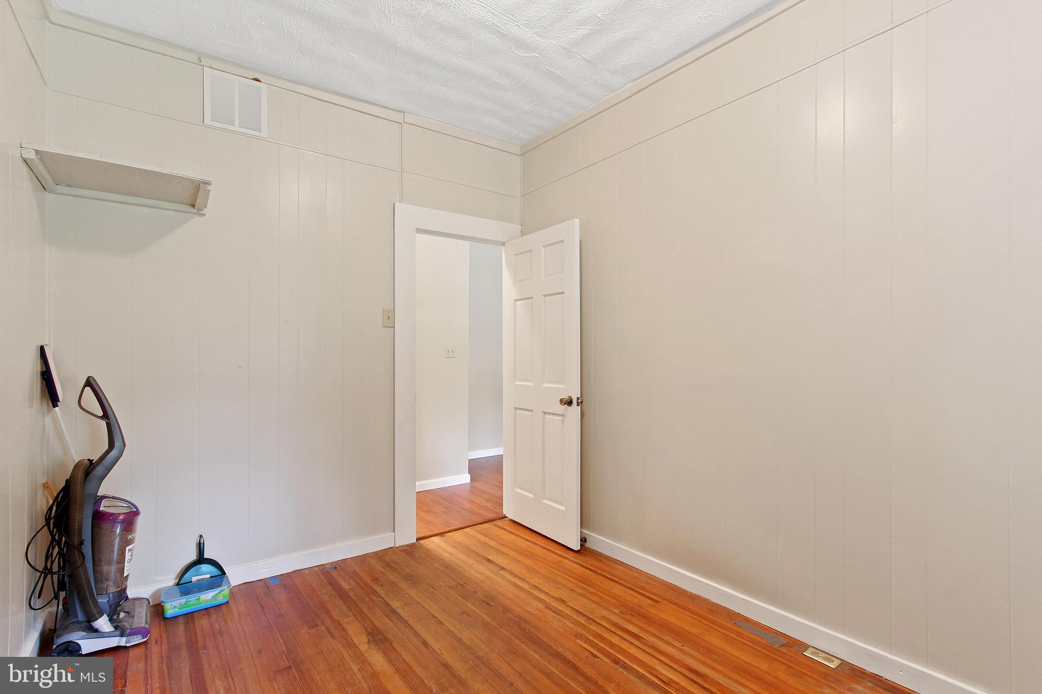 1321 Haines Road York, PA 17402 - Photo 10 of 30 Gallery Image 10