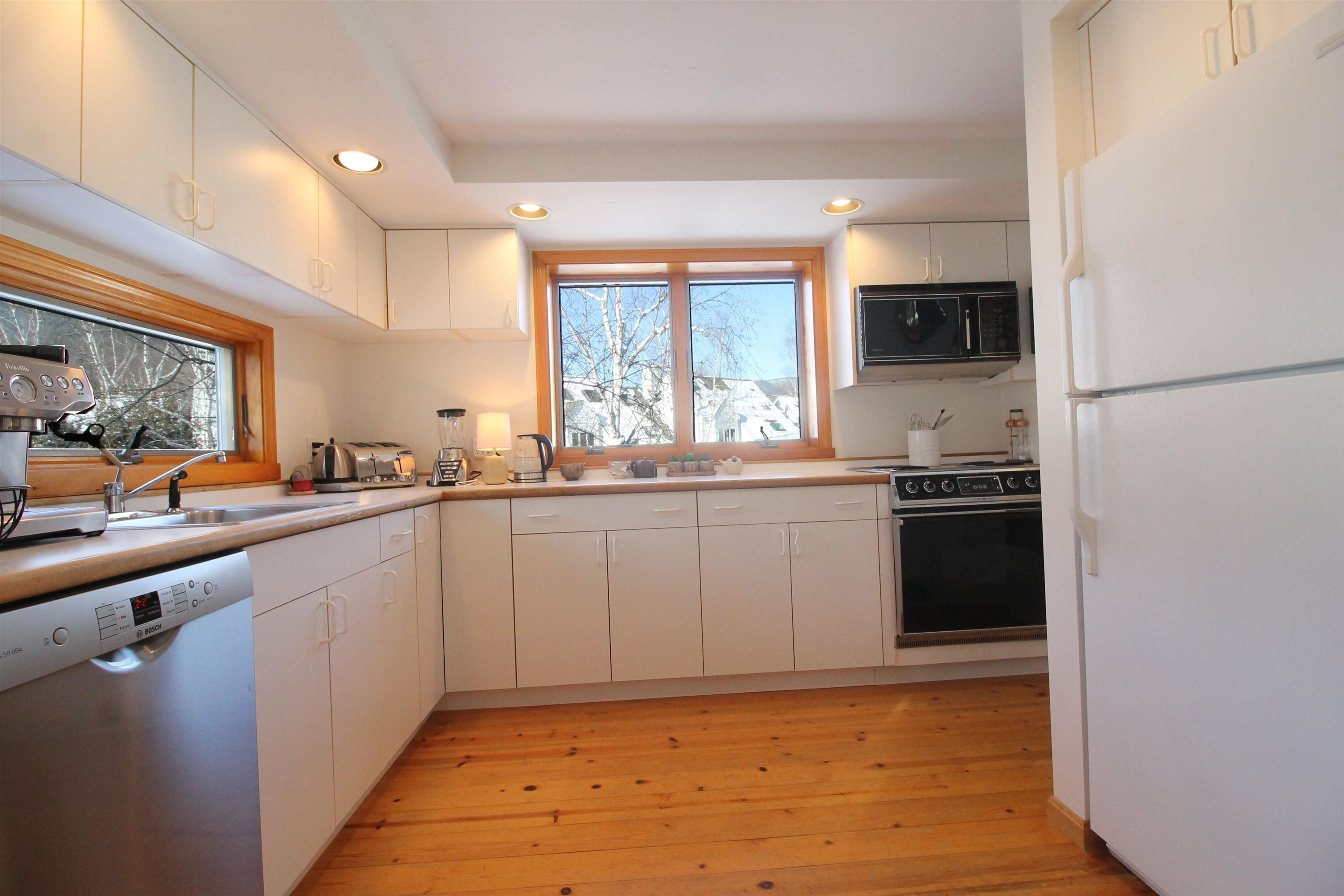 86 Osceola Road, Unit 45 Waterville Valley, NH 03215 - Photo 8 of 38