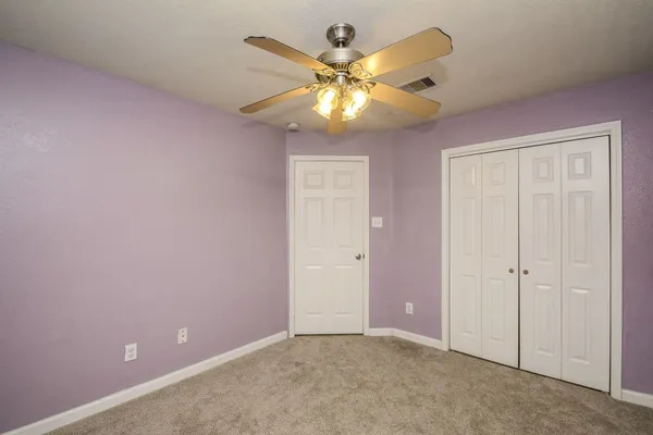 $1,900 | 3848 Armand Drive, Dickinson, TX 77539