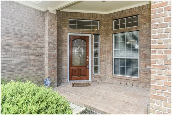 $1,900 | 3848 Armand Drive, Dickinson, TX 77539