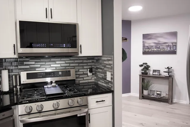 $325,000 | 500 Edwards Boulevard, Unit 31, Lake Geneva, WI 53147