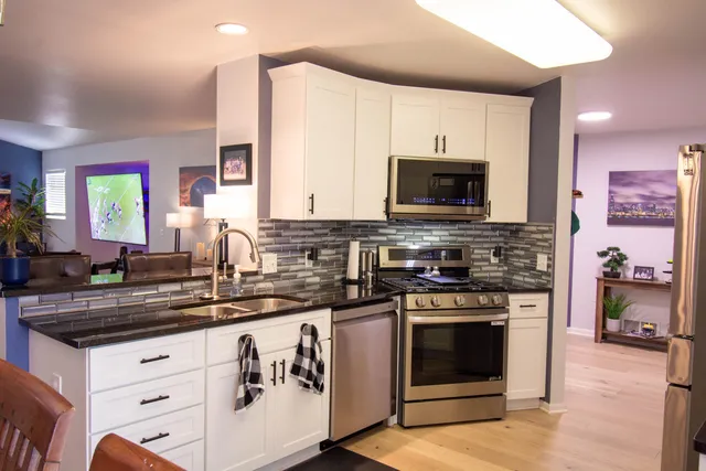 $325,000 | 500 Edwards Boulevard, Unit 31, Lake Geneva, WI 53147