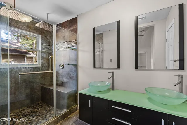 $268,500 | 493 Hemlock Drive, Jacksonville, NC 28546