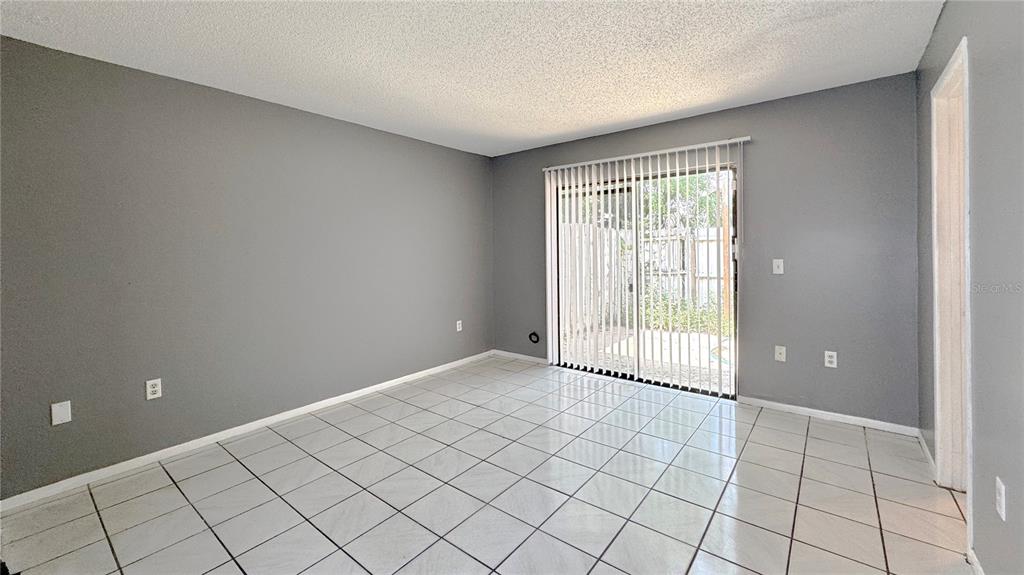 5517 Decatur Street Orlando, FL 32807 - Photo 8 of 24