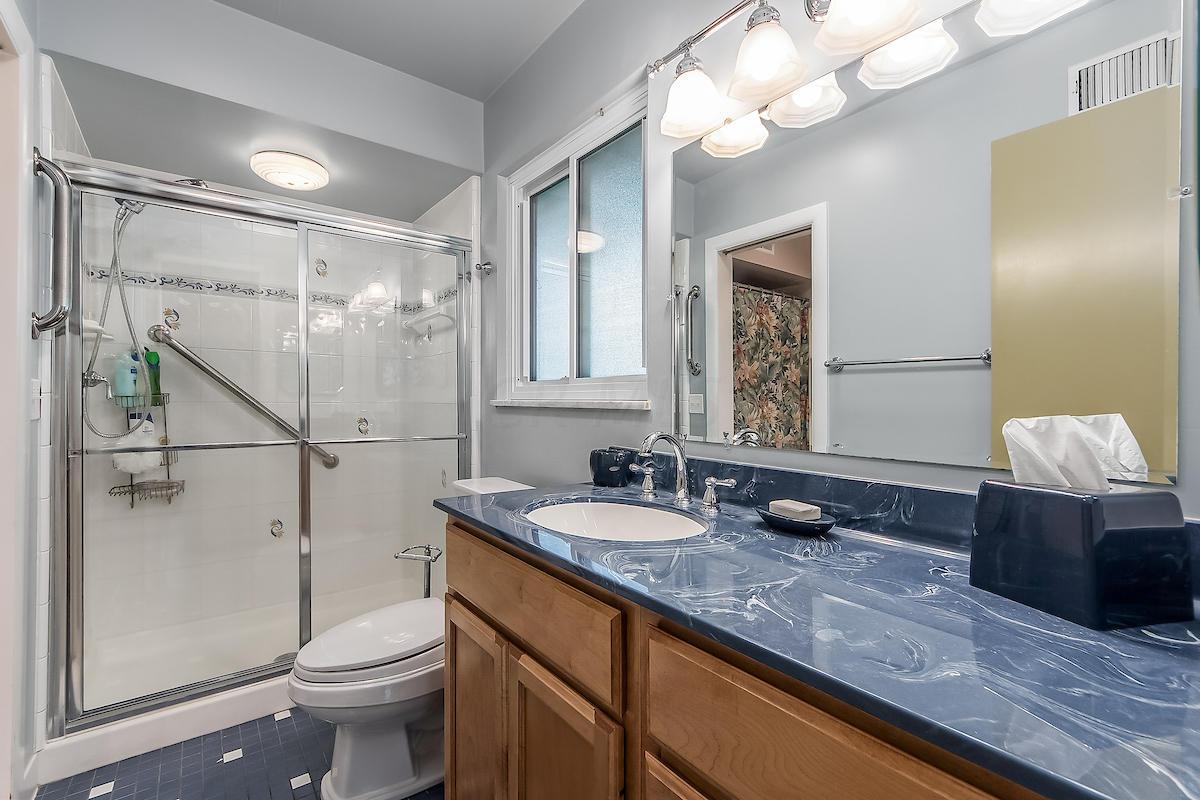 3900 Mountview Road Columbus, OH 43220 - Photo 18 of 30