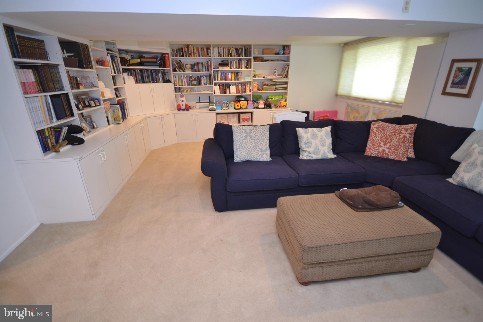 3213 Midfield Road Baltimore, MD 21208 - Photo 20 of 27 Gallery Image 20