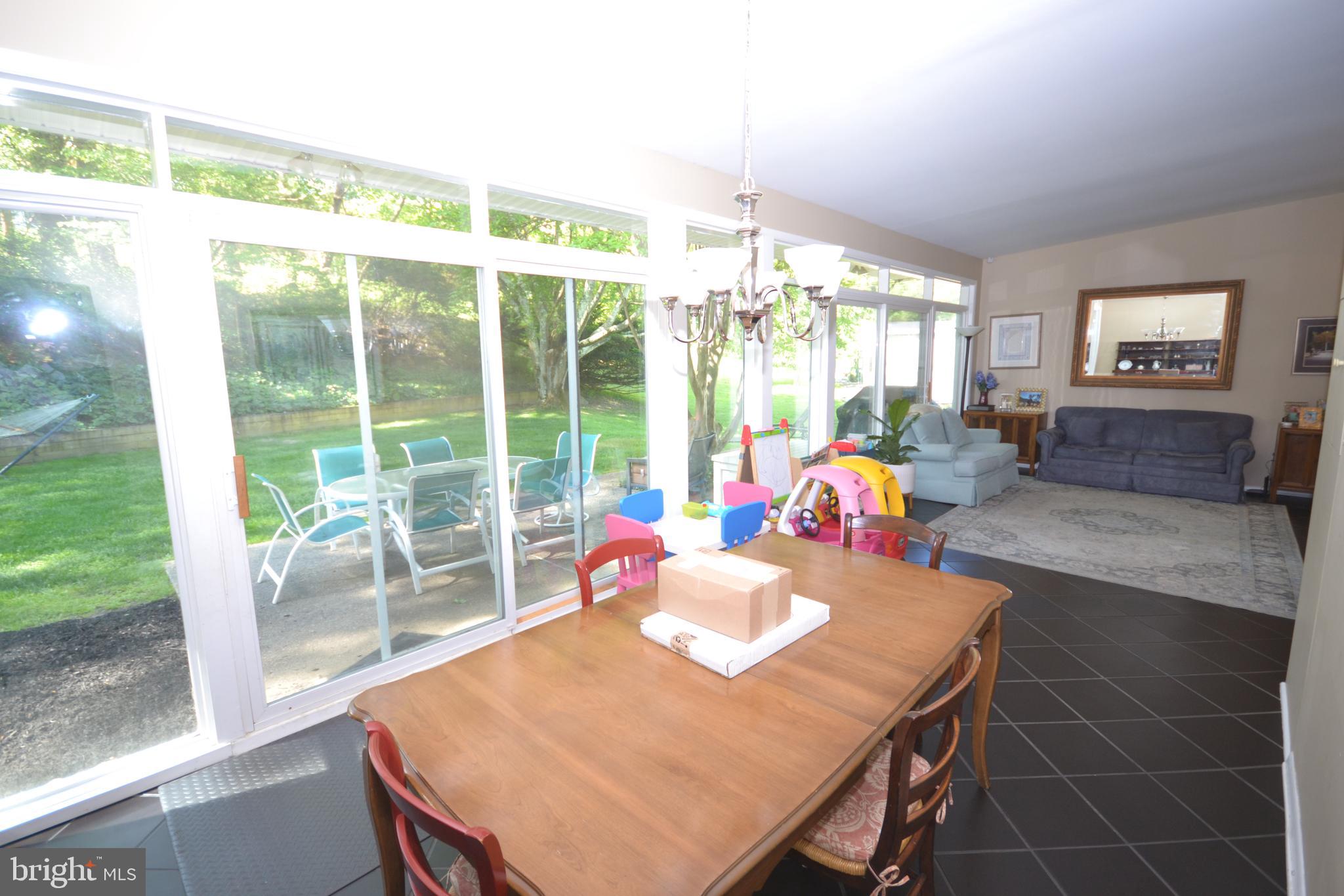 3213 Midfield Road Baltimore, MD 21208 - Photo 7 of 27 Gallery Image 7