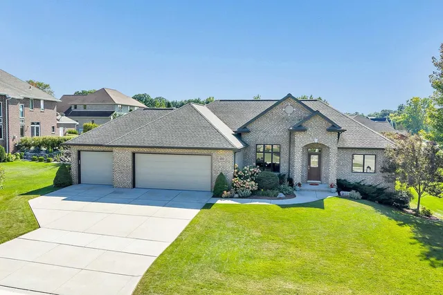 $624,900 | 3424 Schubert Place, Green Bay, WI 54311