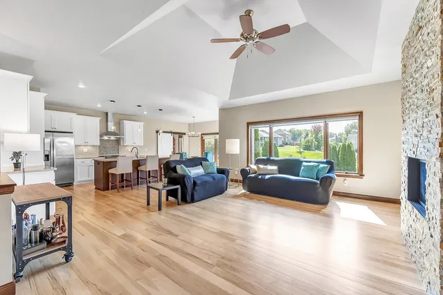 $624,900 | 3424 Schubert Place, Green Bay, WI 54311