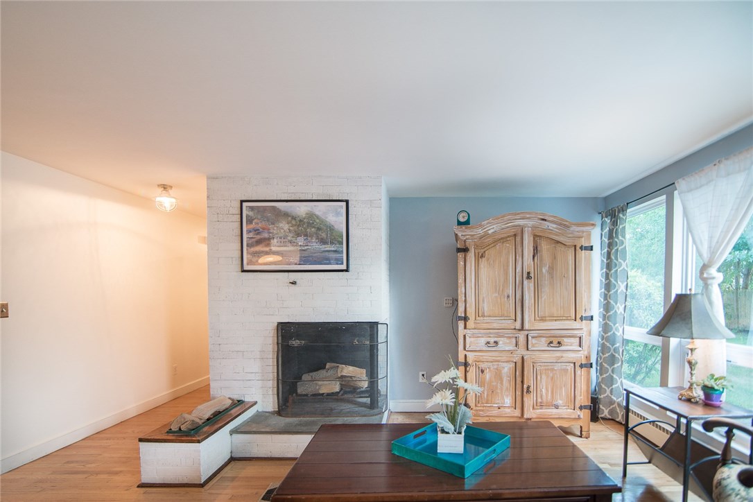 200 New Meadow Road Barrington, RI 02806 - Photo 5 of 21 Gallery Image 5