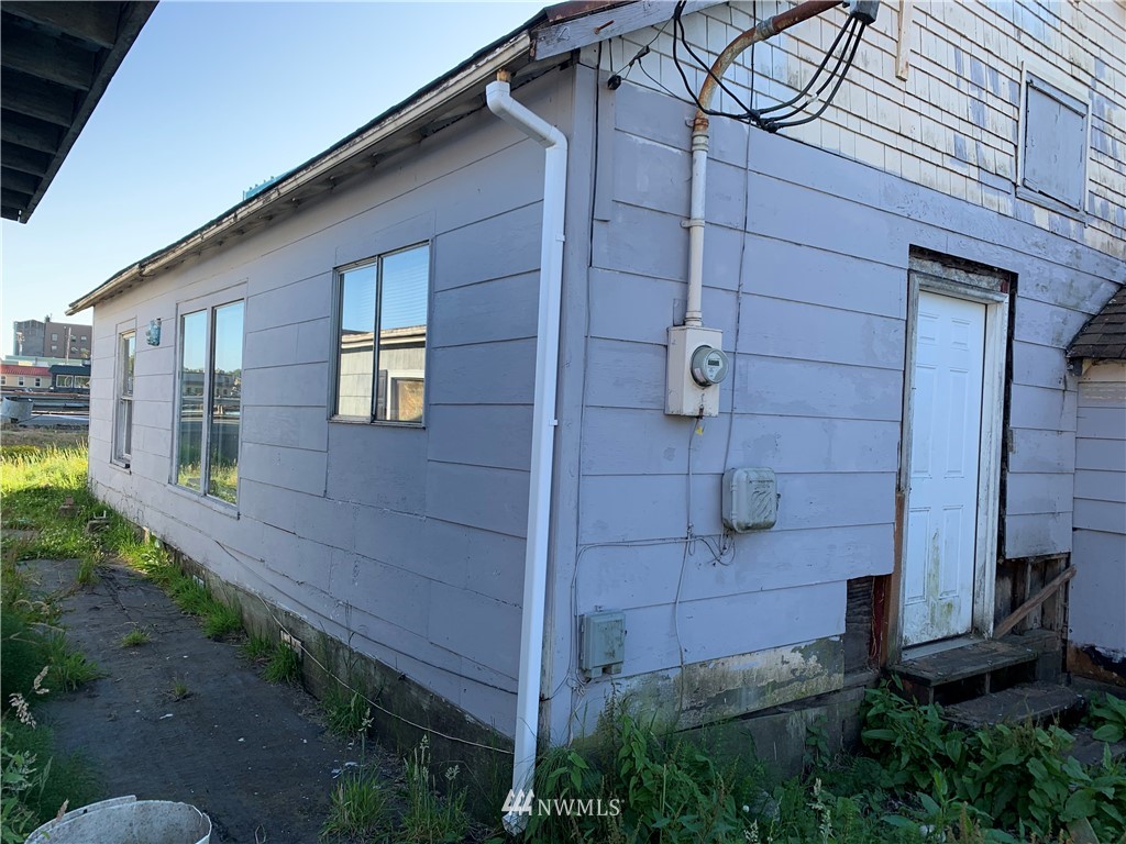 1409 Riverside Avenue Hoquiam, WA 98550 - Photo 4 of 14 Gallery Image 4