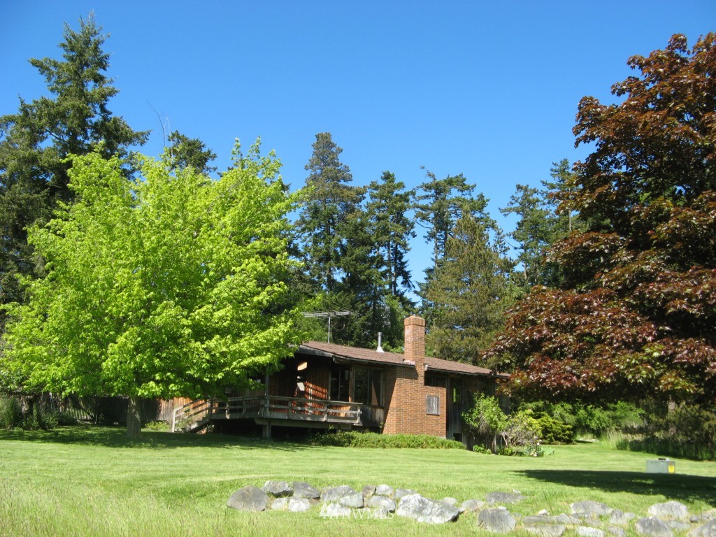 628 Davis Bay Road Lopez Island, WA 98261 - Photo 1 of 14