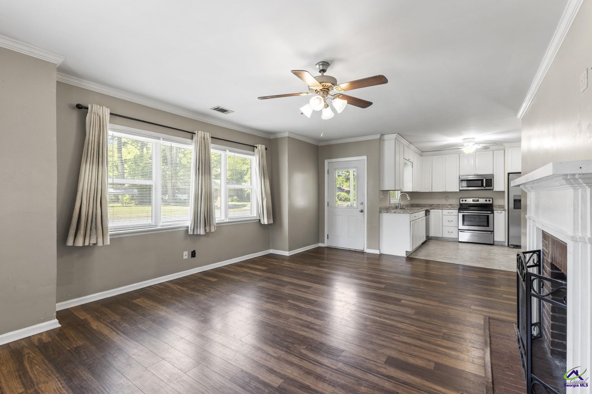 130 South Pleasant Hill Road Warner Robins, GA 31088 - Photo 6 of 26