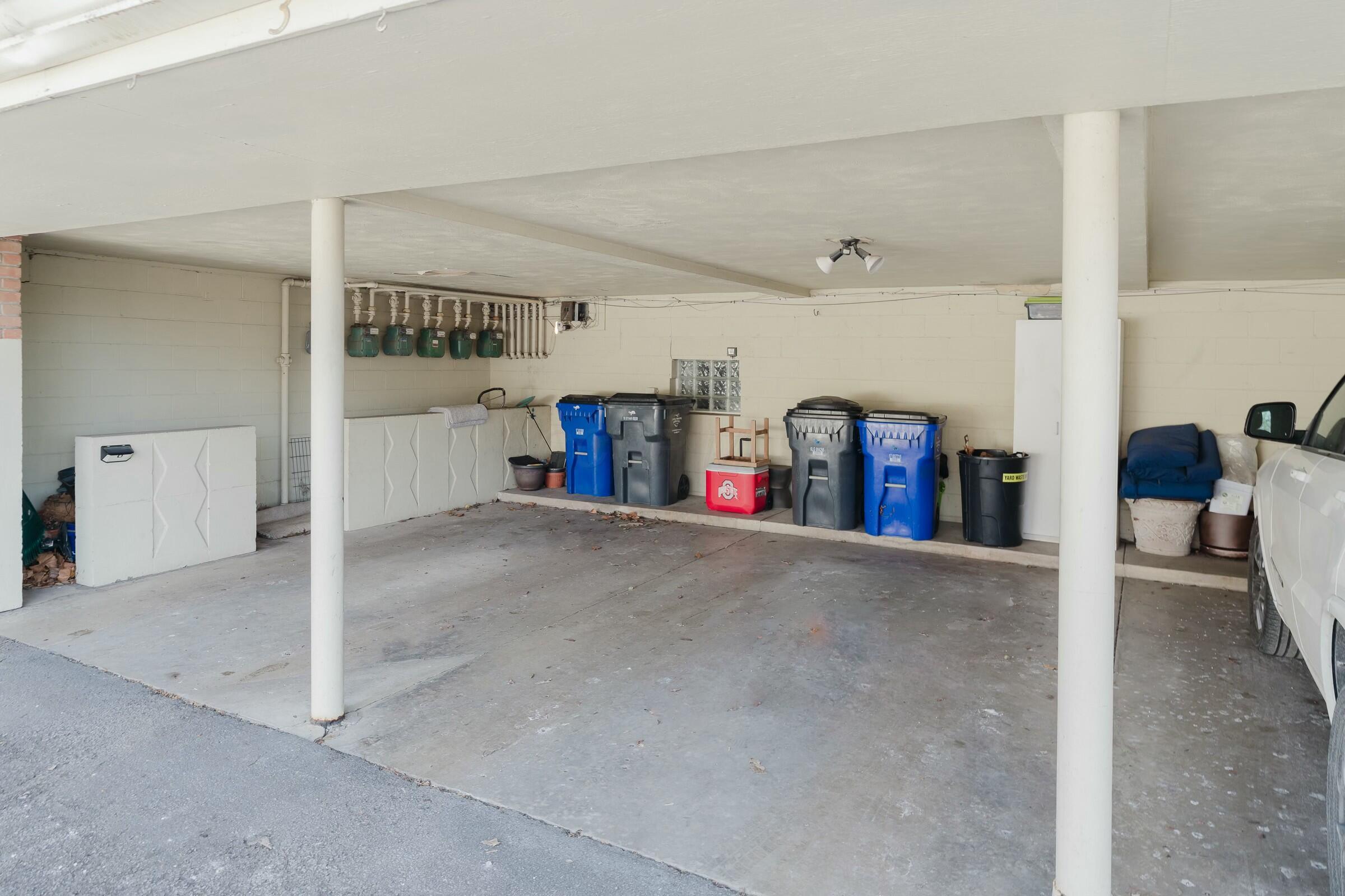 2551 Charing Road, Unit 3 Columbus, OH 43221 - Photo 35 of 37 Carport