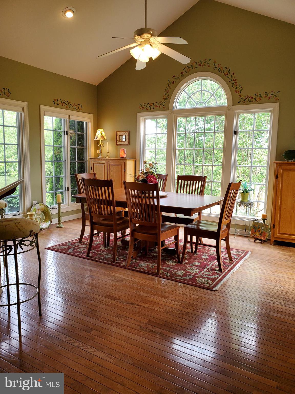 14038 Bromfield Road Germantown, MD 20874 - Photo 10 of 31 Breakfast Room
