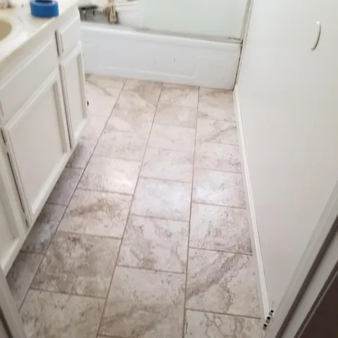 $2,095 | 981 Sierra Avenue, Clovis, CA 93612