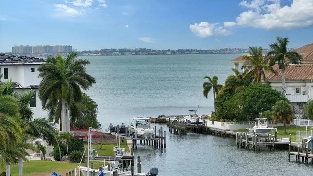 $649,000 | 1709 North Tamiami Trail, Unit 502, Sarasota, FL 34234