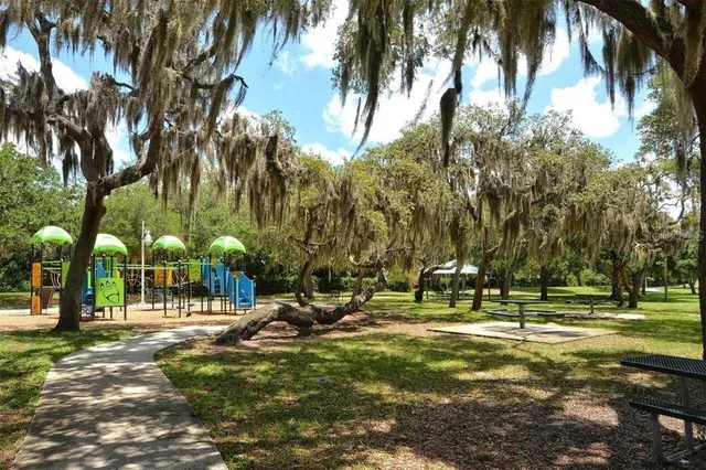 $649,000 | 1709 North Tamiami Trail, Unit 502, Sarasota, FL 34234