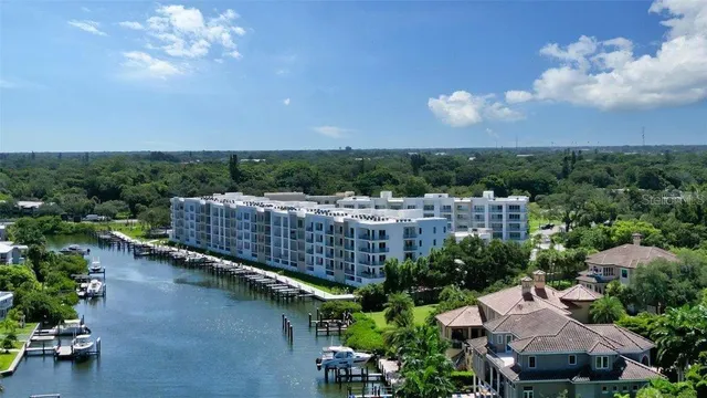 $649,000 | 1709 North Tamiami Trail, Unit 502, Sarasota, FL 34234