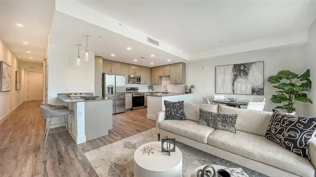 $649,000 | 1709 North Tamiami Trail, Unit 502, Sarasota, FL 34234