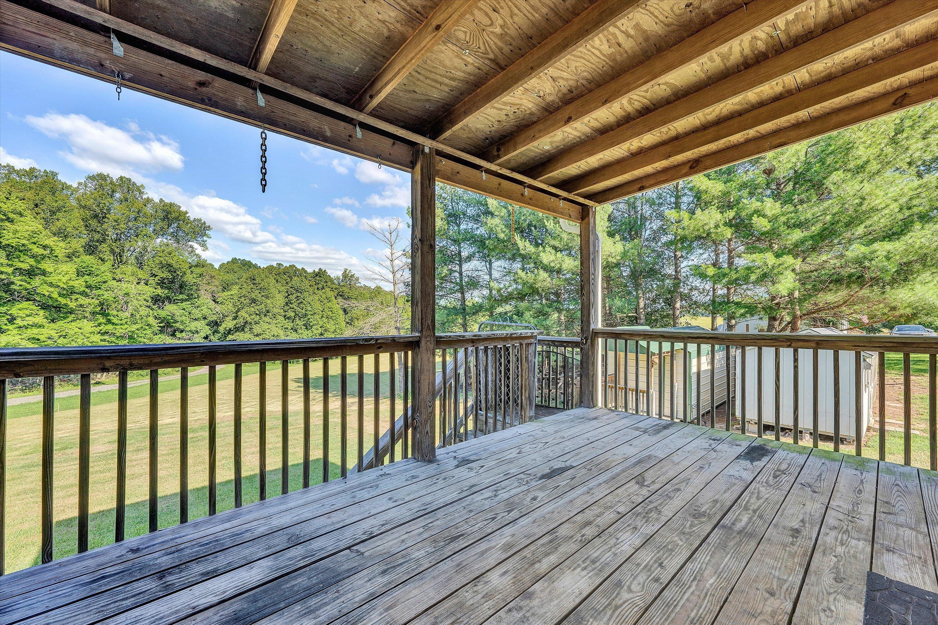 8755 Rocky Ford Road Moneta, VA 24121 - Photo 5 of 37 18-DSC04879