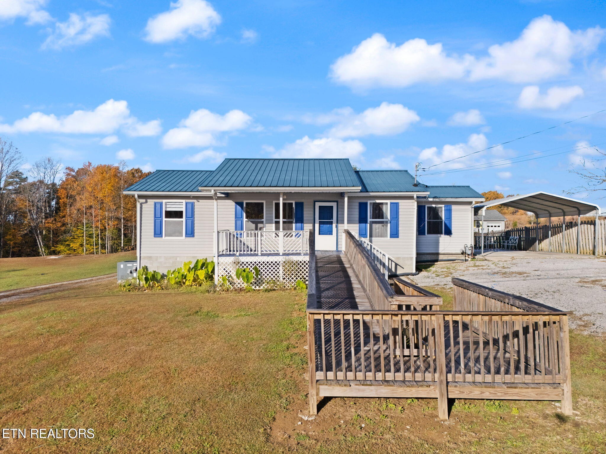 1706 Leatherwood Road Oneida, TN 37841 - Photo 1 of 26