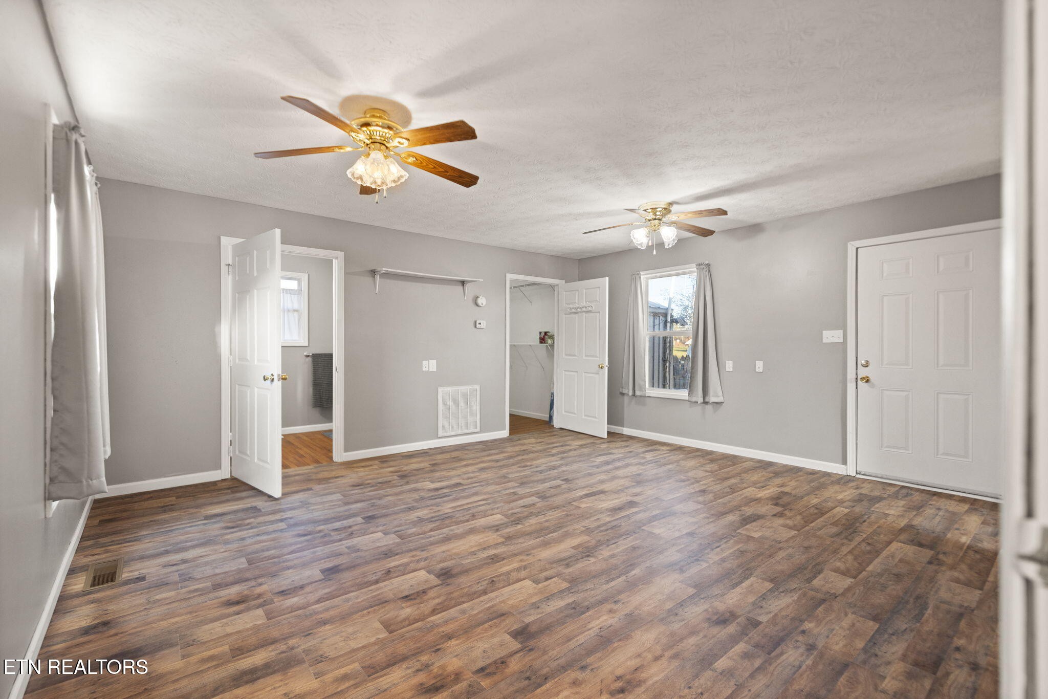 1706 Leatherwood Road Oneida, TN 37841 - Photo 8 of 26