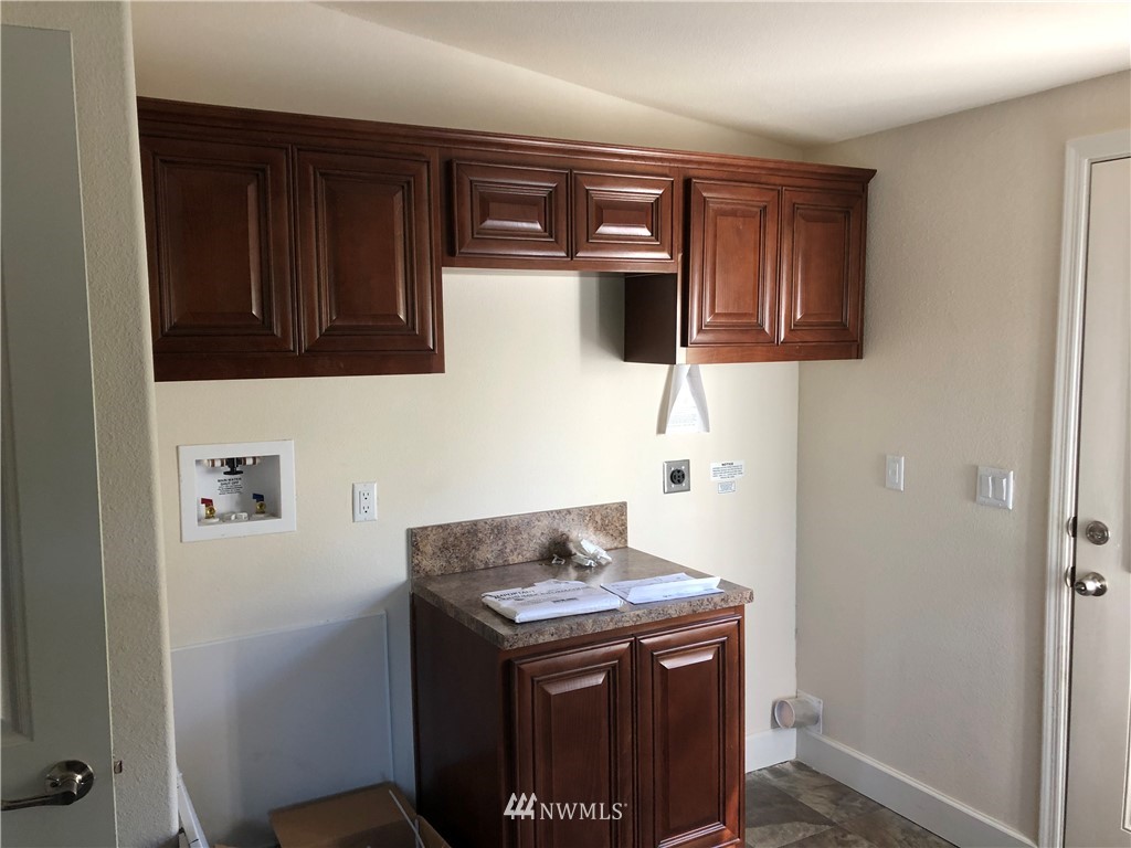 1431 East Benson Loop Road Shelton, WA 98584 - Photo 14 of 19 Gallery Image 14