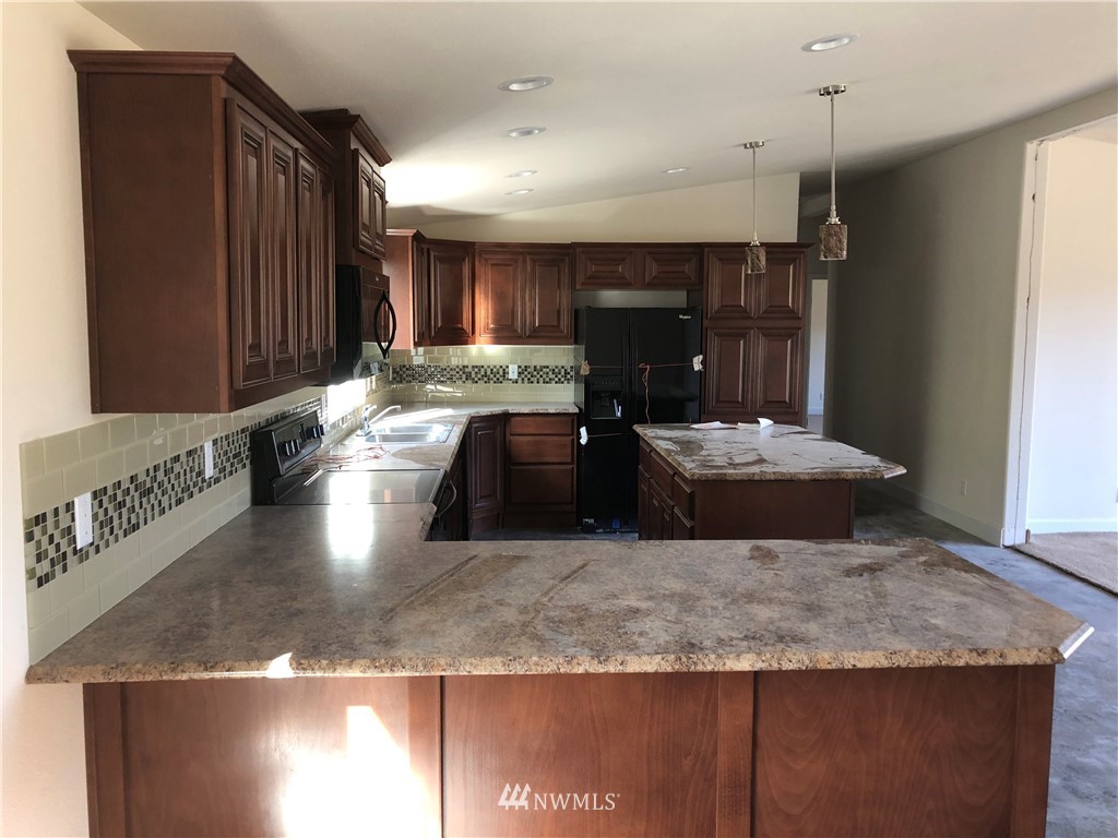 1431 East Benson Loop Road Shelton, WA 98584 - Photo 6 of 19 Gallery Image 6
