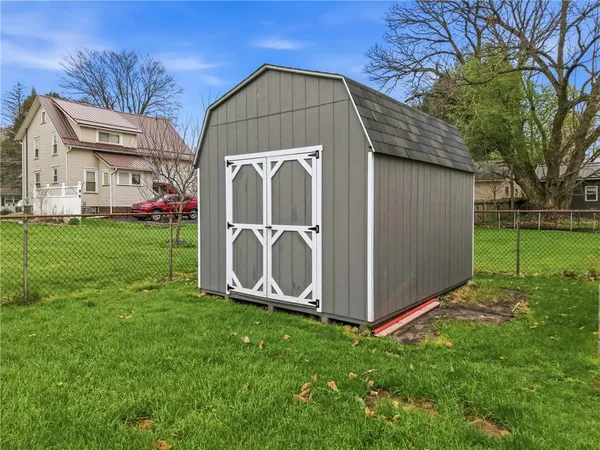$129,900 | 25 Lancaster Avenue, Greenville, PA 16125