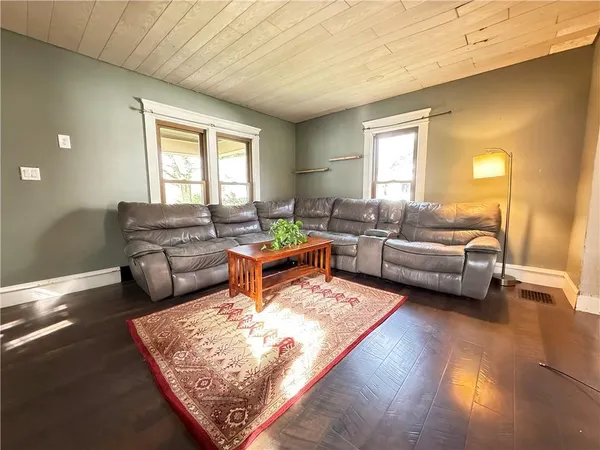 $129,900 | 25 Lancaster Avenue, Greenville, PA 16125