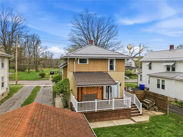$129,900 | 25 Lancaster Avenue, Greenville, PA 16125