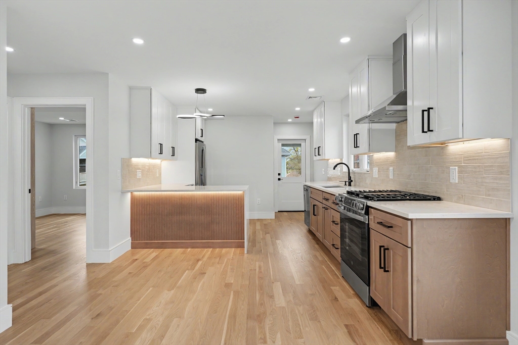 19 Drew Road, Unit 19 Belmont, MA 02478 - Photo 9 of 34