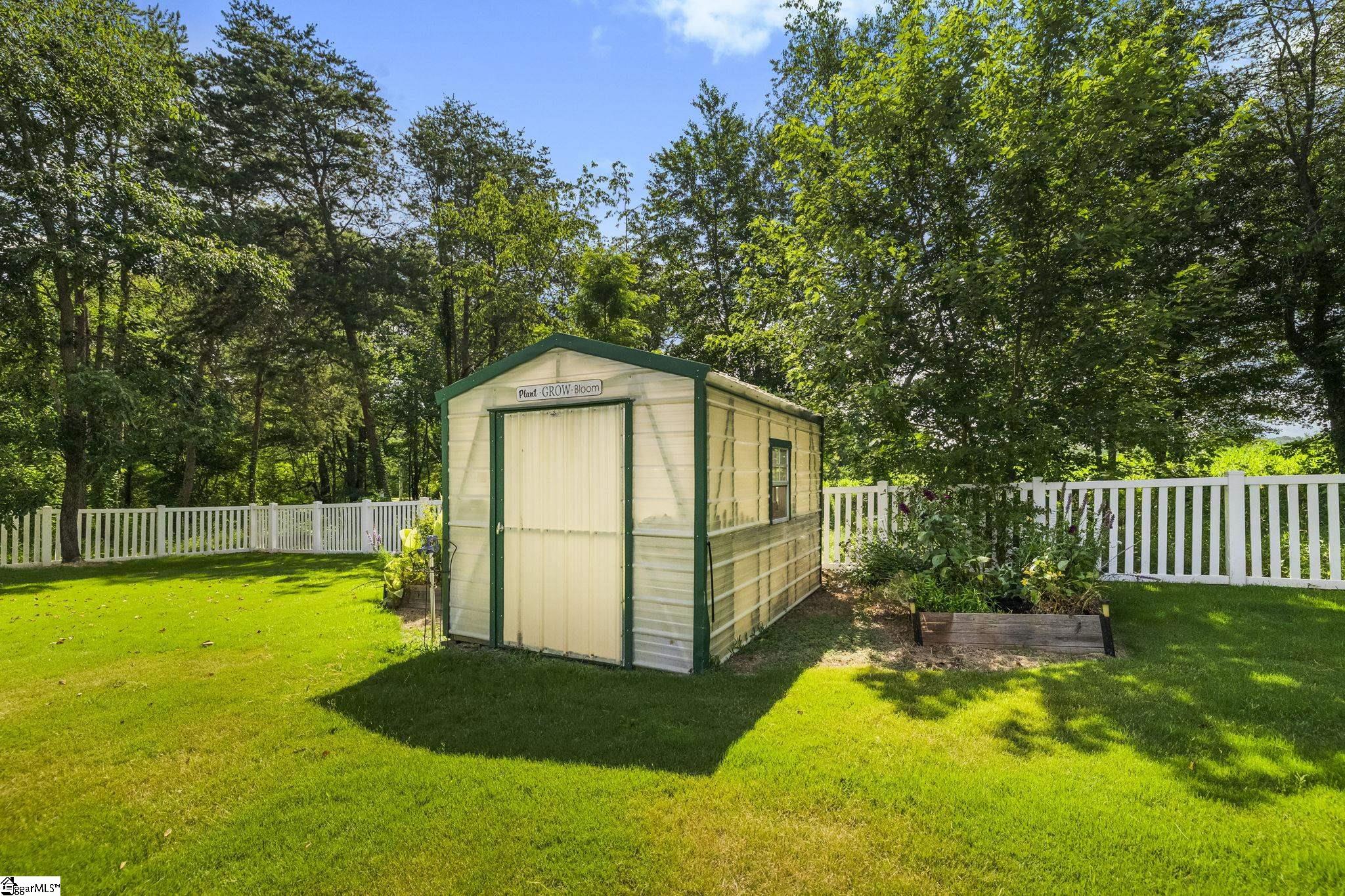 4588 Highway 14 Greer, SC 29651 - Photo 26 of 50